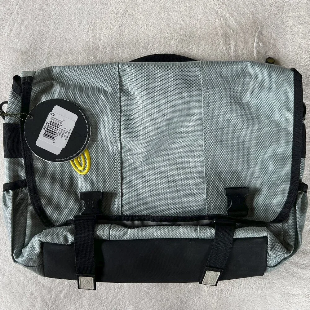 NWT Timbuk2 Commute Laptop Bag medium in silver